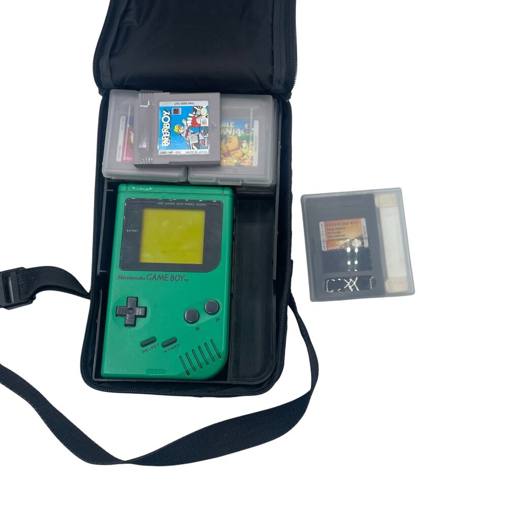 Nintendo Game Boy Original Play it Loud Green Tested Works Case 8 Games Case